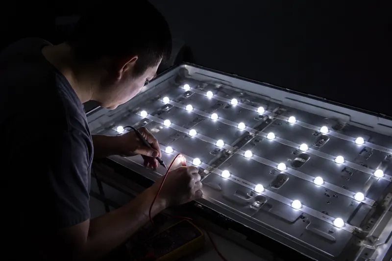 Zeytinburnu – LED arka aydınlatma test aşaması